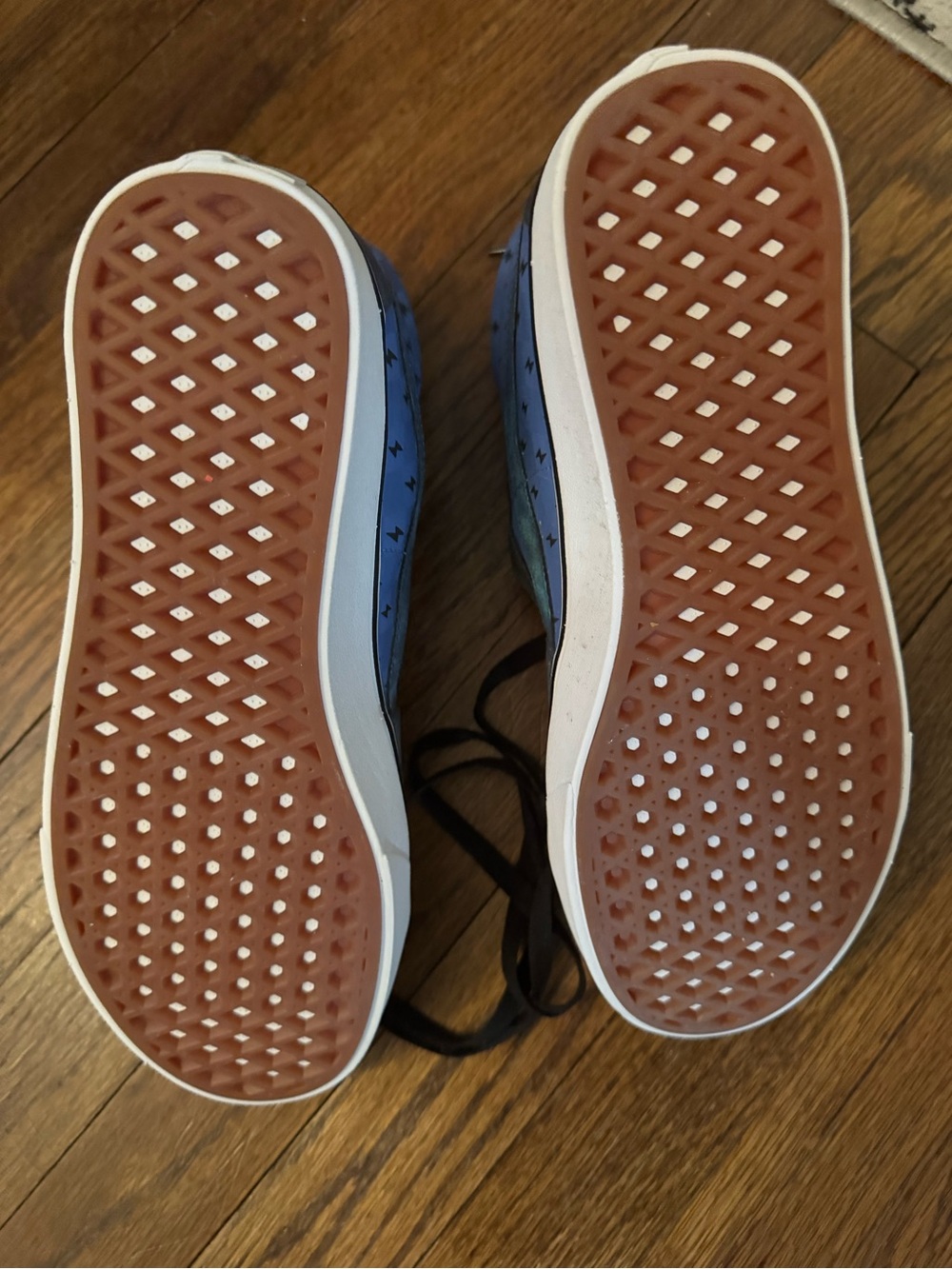 New Cool Vans Blue and Black Checkerboard High-Top Sneakers - Picture 3 of 10